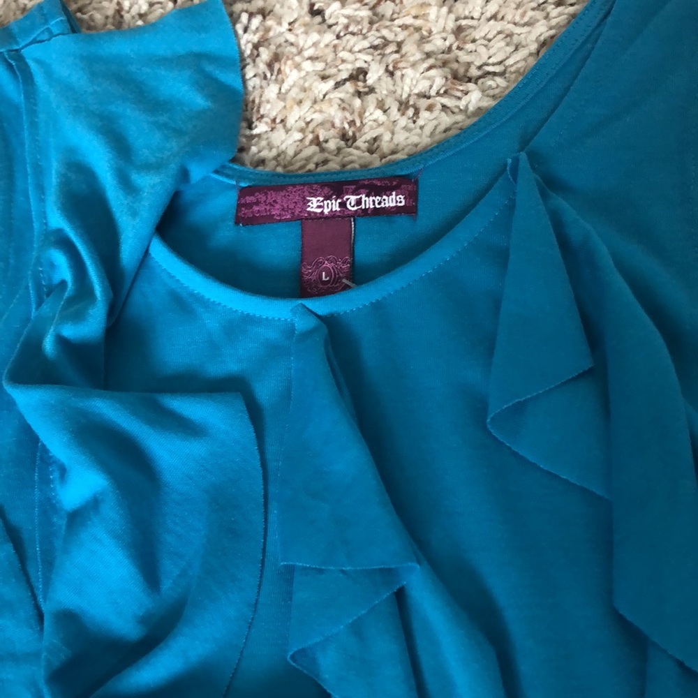 🔴blue top - Picture 2 of 2